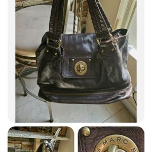Marc jacobs handbag new-with bottom zippered storage